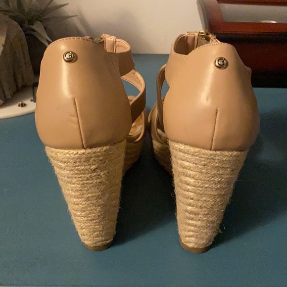 Guess shoes - Picture 3 of 4